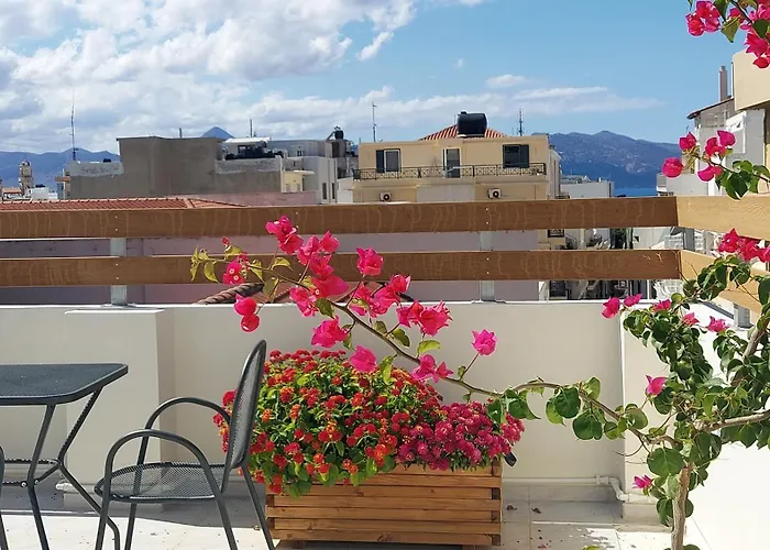 The Little Big Apartment In The Heart Of Heraklion